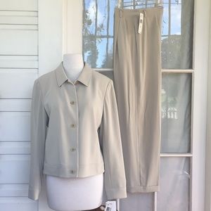 Jones of New York suit 10 bamboo NWT